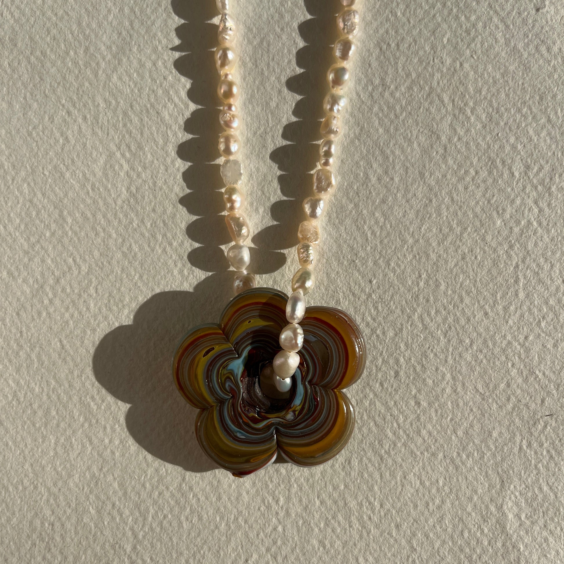 Summer Special Pearl Flower Necklace