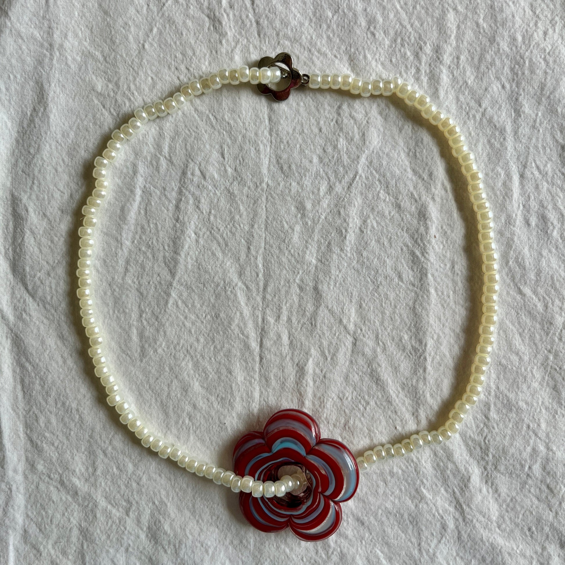 Chunky Flower Necklace 1